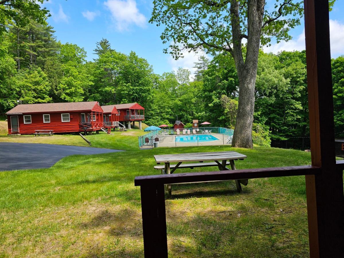 The Gold Eagle Villa Lake George Exteriör bild